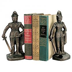 DESIGN TOSCANO SP14917 5 INCH MEDIEVAL KNIGHT BOOKEND SET