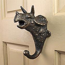 DESIGN TOSCANO SP2815 3 INCH TRICERATOPS CAST IRON WALL HOOK