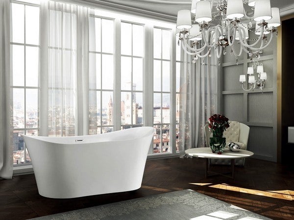 BELLATERRA BA6805 BERGAMO 67 INCH FREESTANDING BATHTUB IN GLOSSY WHITE