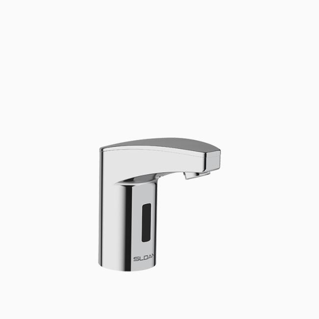SLOAN 3335160 OPTIMA 5 1/8 INCH BATTERY-POWERED DECK MOUNT MID BODY FAUCET - POLISHED CHROME